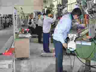 東莞市堅(jiān)成電子科技 一站式電子材料與五金工具解決方案